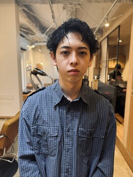 ルアウ レコーズ(LUAU records) スパイキーショート×パーマ