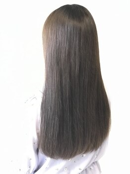 認定サロンのみが取り扱い可能な髪質改善トリートメントで、圧倒的な艶髪を手に入れませんか？