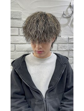 ヘアーグランデシーク(Hair Grande Seeek) 縦落ちパーマメンズパーマメッシュツイストスパイラルパーマ