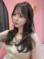 ボタン シブヤ(VOTAN SHIBUYA)&nbsp;オリーブ/グレージュ/韓国ヘア/渋谷/レイヤー/顔まわり