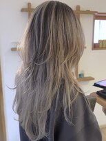 ブレイズヘアー(BLAZEhair) 【ナチュラルカラー】ロングウルフバレイヤージュ×ブリーチ2回