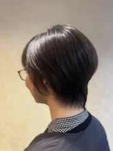 エクリュ(ecru)