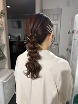 コアブラン 原宿 明治神宮前(CORE blanc)&nbsp;編み下ろしヘアセットローポニーアレンジ玉ねぎヘアお呼ばれヘア
