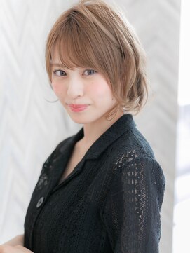 ローマ ギンザ(ROMA Ginza) 【ROMA】美肌に見える◎シアーカラー無造作パーマ耳かけショート