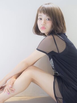 リアン(Lien) ナチュラルワンカールボブ×シースルーショートバング