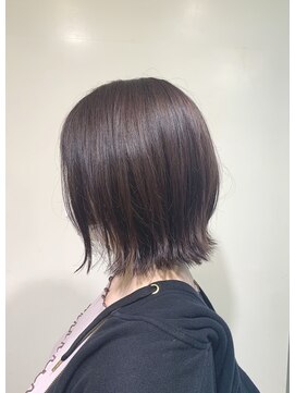 アズール 草加(azule) ピンクベージュ　切りっぱなし外ハネボブ