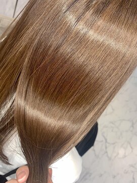 エスカーラ 表参道(THE ESCALA) リアルなお客様のツヤ髪75《マスダレイナ》