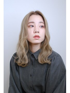 ニューヨークニューヨーク 大久保店(NYNY) 可愛い透明感ミルクティーベージュ