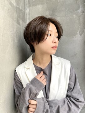 ローリー(Rowlly) - 再現性◎マッシュボブ風ショートヘア -