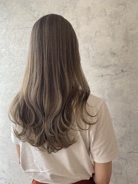 リファイン バイ アフィナー 本厚木店(Refine by Afinar) 【本厚木/本厚木駅】ダブルカラーベージュ