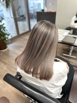 ヴィフ 大船(VIF) バレイヤージュ/ケアブリーチ/ダブルカラーイメチェンヘア/大船