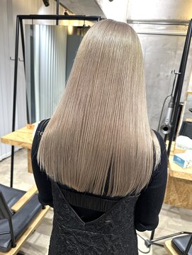 イル(iLe.) セミディ×ミルクティーベージュ