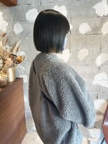 ソワ 四日市(soie)&nbsp;【soie/shiho】ツヤ感オリーブベージュ