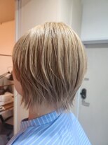 ジェコ(gecko)&nbsp;外はねショートボブ