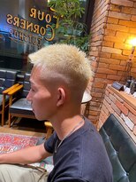 フォーコーナーズ(Four Corners)&nbsp;フェードカット