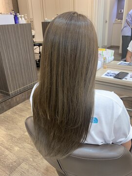 アルターリール(aL ter Rire) 黒髪/ボブルフ/ネビージュ/小顔/ワンレン/福原遼華