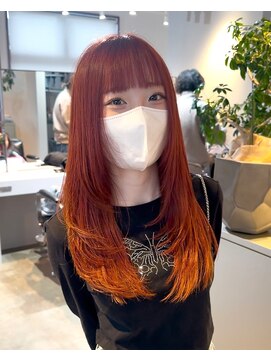 ジゼラ(GISELA) レイヤーカット オレンジベージュ パッツン前髪