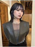 ミディアム　レイヤーカット　インナーカラー　透明感　10代20代
