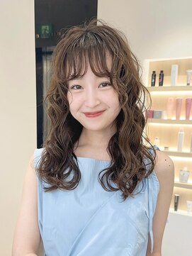 ジョエミバイアンアミ(joemi by Un ami) ロングパーマ / ふわふわパーマ / レイヤーパーマ