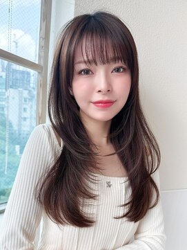 アフロート エル 大阪(AFLOAT L) 20代に人気！ハッシュカット × ワンカールレイヤー