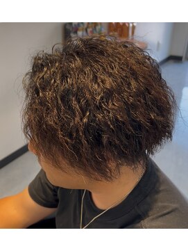 ディーボーイリタ 光の森(D-BOY Lita) ツイストスパイラルパーマ