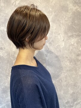 ザラフター ザブリーチ 新下関(the laughter/The bleach) ナチュラルショートボブ