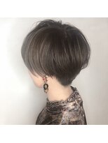 フィゼル 福島店(fizelle) イルミナカラー　マニッシュショート　＊原明日香
