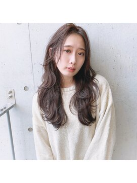 リコバイアフロート(riko by afloat) ロングウェーブレイヤーカットでふんわりヘア【riko立野】