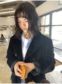 ウェーブパーマのミディアムボブ