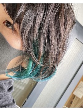 ブランシュ バイ アルティナ(Blanche by artina) インナーカラーグリーン[Blanche川崎]