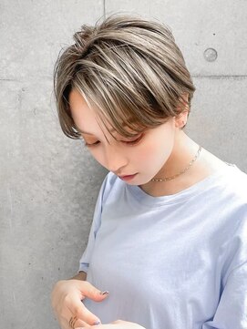 ギークス(GEEKS) 【GEEKS渋谷】大人ショート/ハイトーンカラー/20代30代/ショート