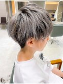 イメチェンくびれショートカット アッシュグレージュ20代/30代