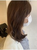 パーマっぽいミディアムスタイル