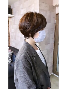 プラグ ヘアーデザイン 大名店(PLUG hair design) 丸みショート