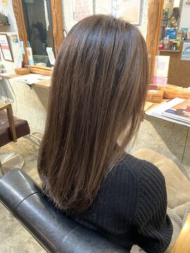 クラク 羽根木店(kuraku) アッシュブラウン