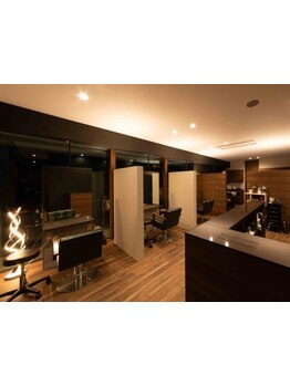 上質を好む大人女性に愛される空間とサービスで、非日常の癒しをご提供します…◇