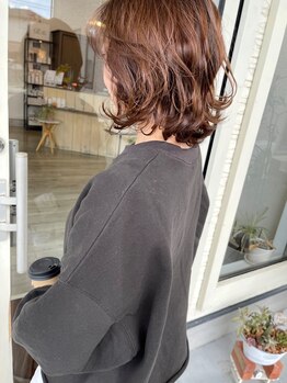 ヘアー アトリエ アンジー(Hair Atelier Angee)の写真/再現性に拘り、柔らかさとダメージレスを追求したAngeeオリジナルのデジタルパーマがオススメ