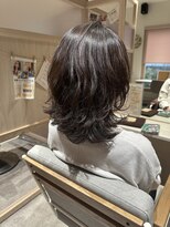 クルム(KURUMU)&nbsp;大人外ハネ　無重力パーマ