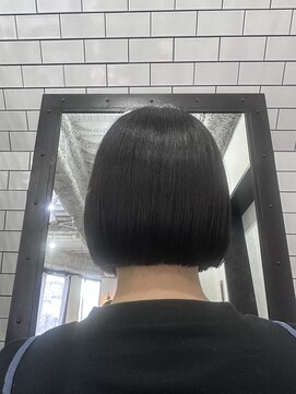 レガーレ(Legare) 髪質改善艶髪サラサラボブスタイル(中区紙屋町)