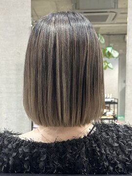 ラック(LUCK) バレイヤージュ/船橋/くすみベージュ/細めハイライト