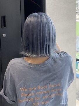 アコ(Aco) ケアブリーチで創るブルーシルバー