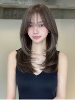 ユーフォリア 渋谷グランデ(Euphoria SHIBUYA GRANDE)&nbsp;アッシュブラウン　シャギーレイヤー　シースルーバング　MEI