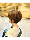 くびれショートボブ