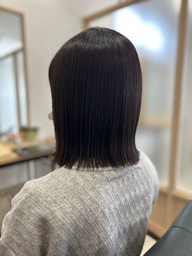 ルーム(room) 大人ミディアムくびれヘア★ナチュラルカラー★もとめ。