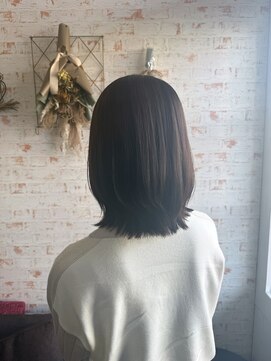アカイトビラ ヘアケアサロン(AKAI TOBIRA Hair Care Salon) 透明感オリーブ