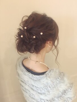 ネオリーブ チロル 横浜西口店(Neolive CiroL.) ふんわりニュアンスパールアレンジ 結婚式