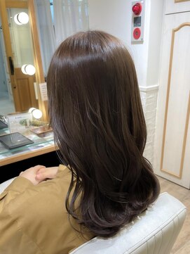 ネオリーブ チロル 横浜西口店(Neolive CiroL.) 美髪　ラテベージュ　レイヤーカット