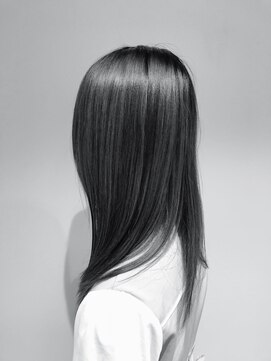 ワッカ(wacca) ロング　髪質改善　ブリーチ　グレー