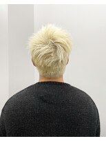 ヴァーディ オモテサンドウ(Vardy omotesando)&nbsp;blonde/抜きっぱなし 金髪 ハイトーン