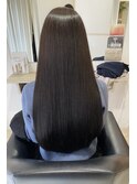 弱酸性ストレートと透明感ブラウンで柔らかい絹髪へ